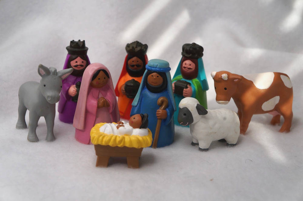 VTG BLACK Avon 1993 My First Christmas Story Nativity Set of 9